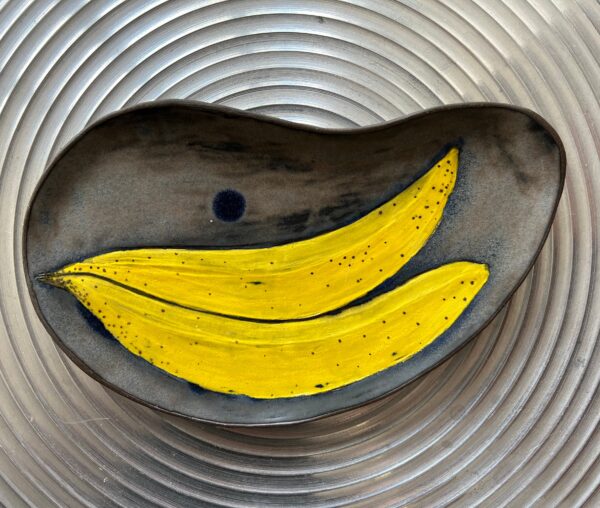 Black Banana Plate