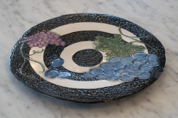 Bullseye Grape Plate - Image 2