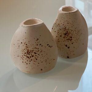 pair of candle sticks/bronze