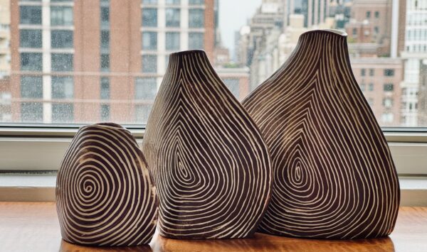 Mini Swirl Vase - Image 3