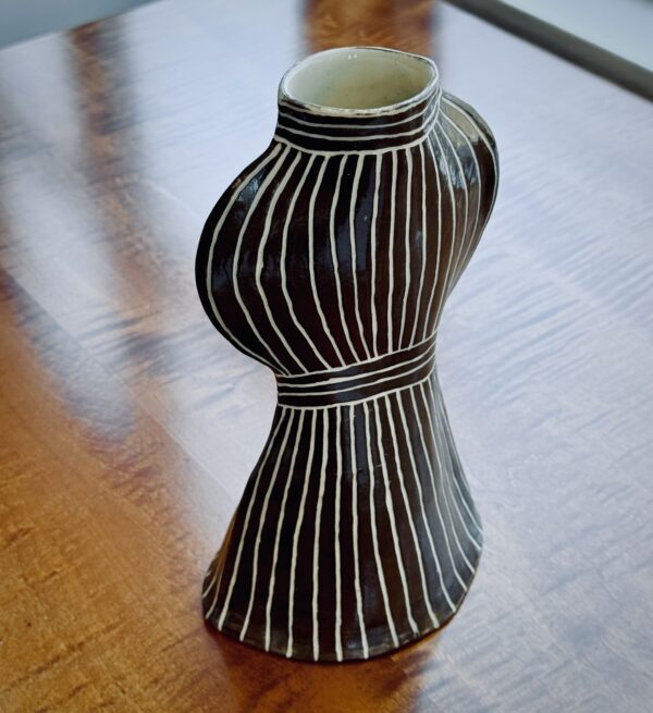 Prim Vase
