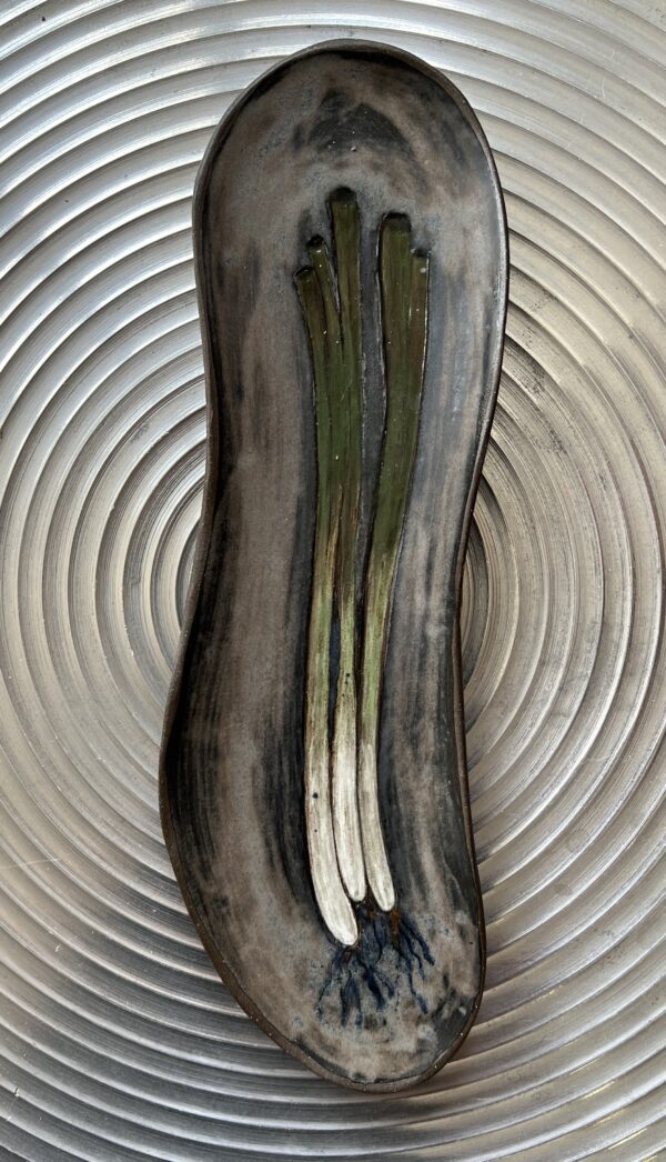 Black Scallion Plate